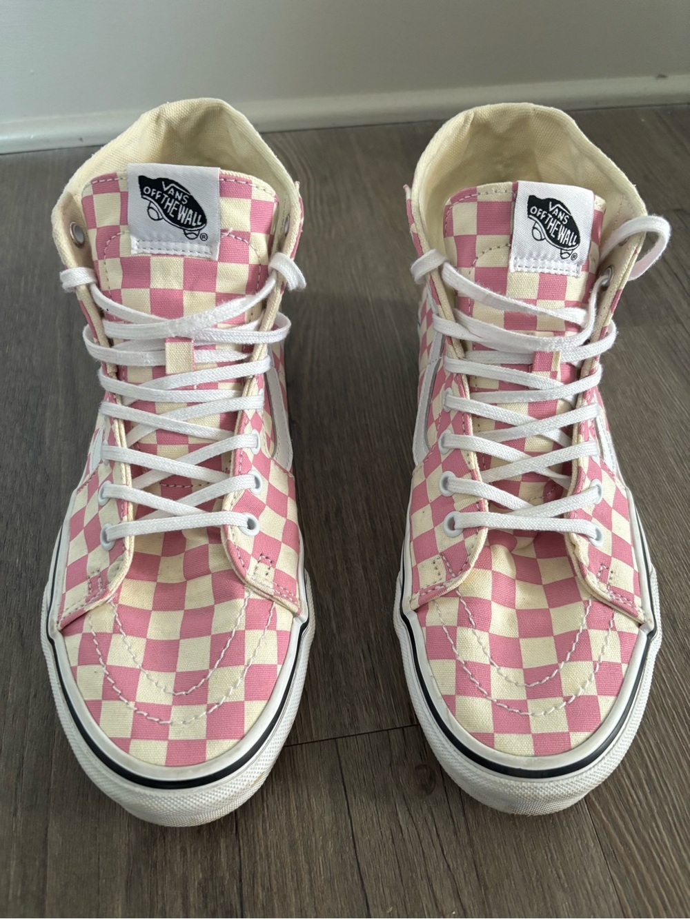 Vans® Unisex SK8-Hi High-Top Sneakers in Pink Checkerboard Canvas